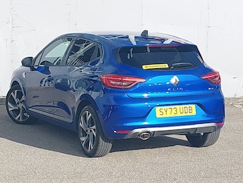 Used Renault Clio 2023 for sale - 76052645: Photo 3