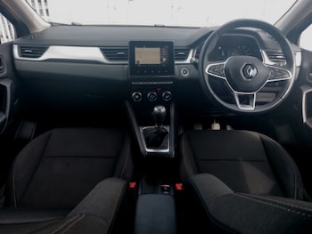 Used Renault Captur 2020 for sale - 78580377: Photo