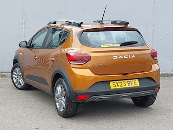 Used Dacia Sandero Stepway 2023 for sale - 78441288: Photo