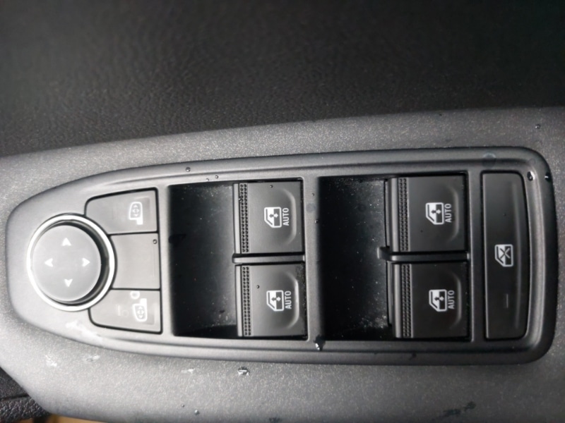 Used Renault Captur 2022 for sale - 76478705: Photo 18