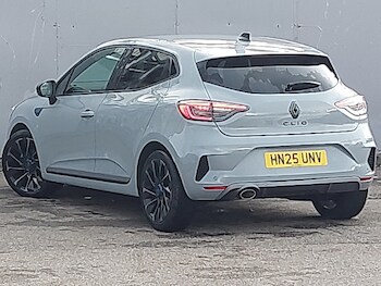 Used Renault Clio 2025 for sale - 77299619: Photo