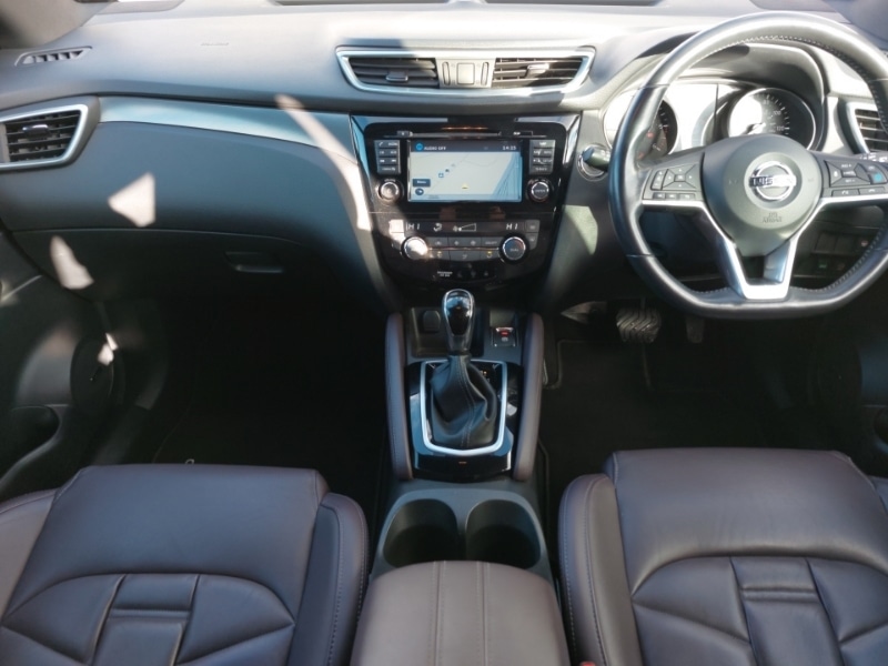 Used Nissan Qashqai 2018 for sale - 77544414: Photo 2