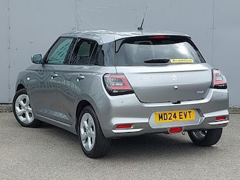 Used Suzuki Swift 2024 for sale - 75326471: Photo