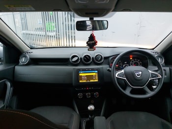 Used Dacia Duster 2019 for sale - 76268968: Photo 2