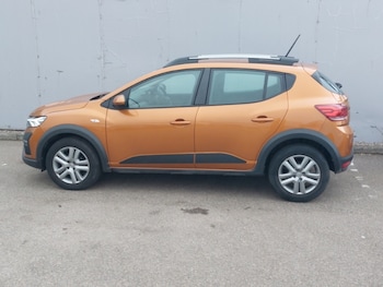 Used Dacia Sandero Stepway 2022 for sale - 77736391: Photo