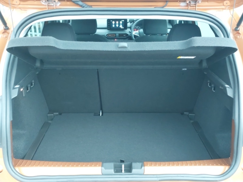 Used Dacia Sandero Stepway 2022 for sale - 77736391: Photo 8