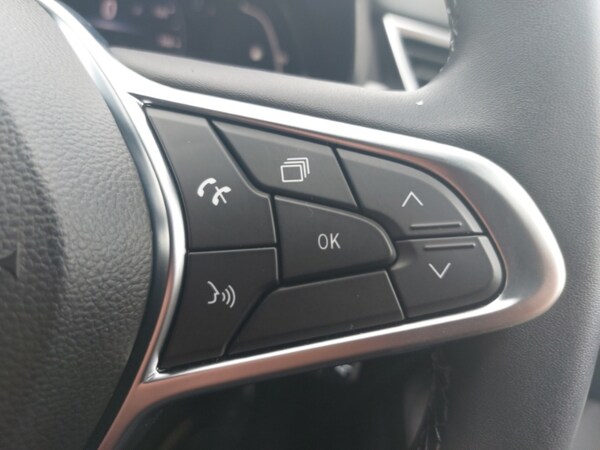 Used Renault Clio 2022 for sale - 76195762: Photo 15