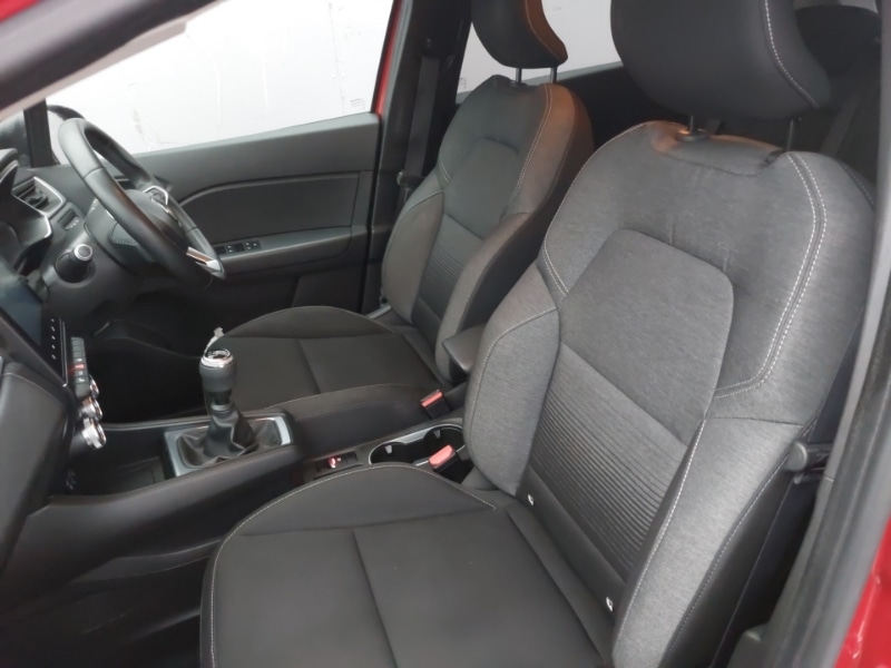 Used Renault Captur 2020 for sale - 76880200: Photo 5