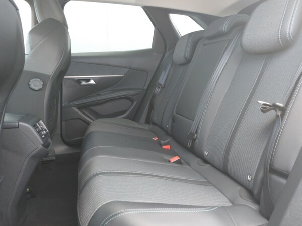 Used Peugeot 3008 2022 for sale - 76183238: Photo 6