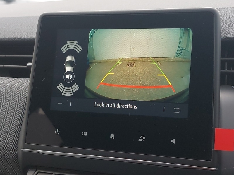 Used Renault Clio 2025 for sale - 76393101: Photo 11