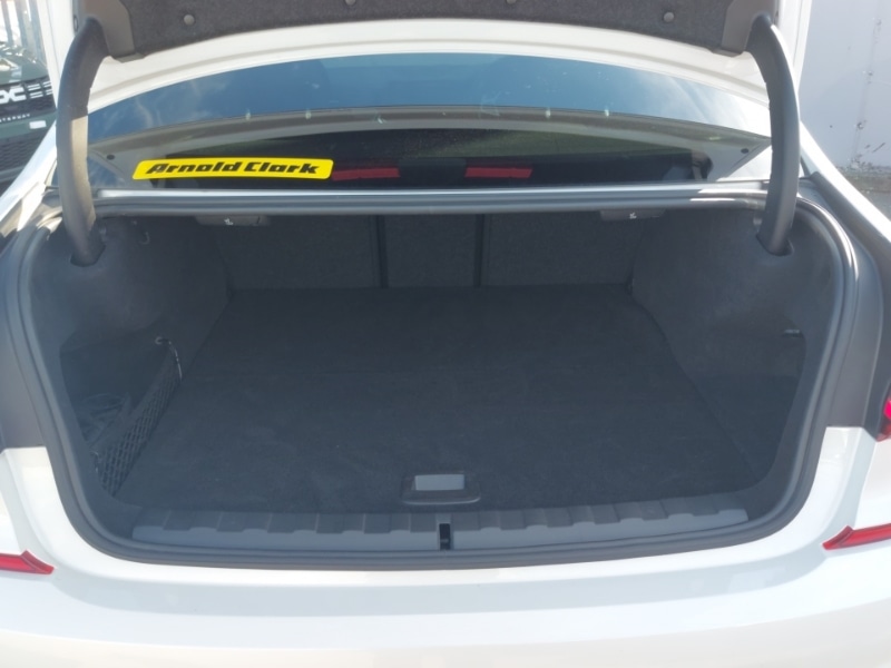 Used BMW 3 Series 2021 for sale - 76630592: Photo 8