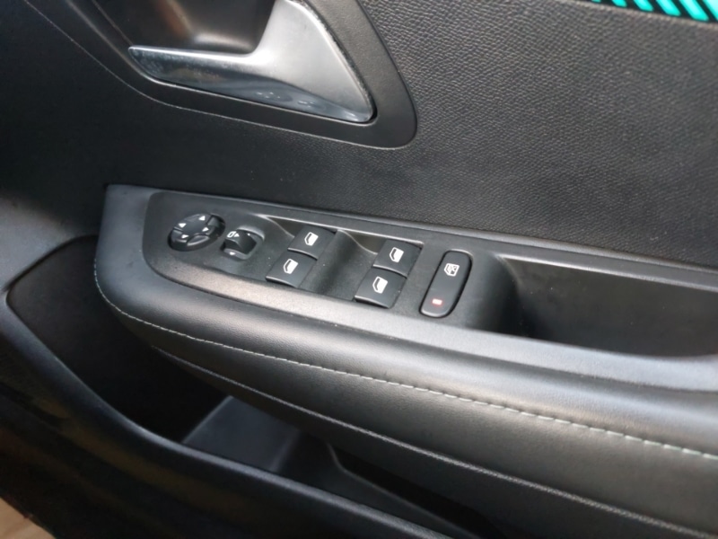 Used Peugeot 208 2022 for sale - 77776635: Photo 17