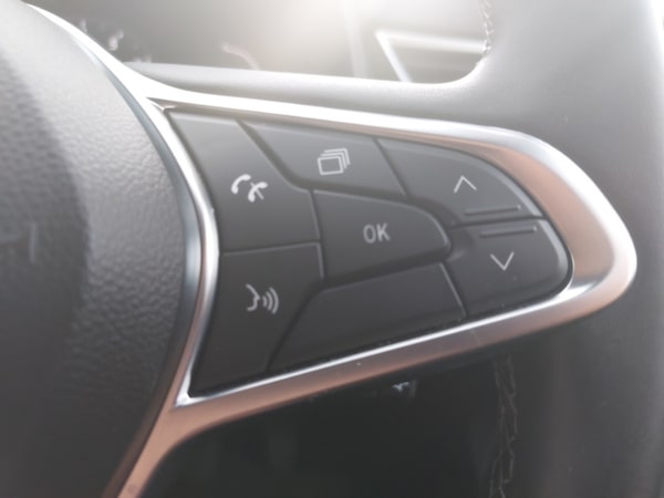 Used Renault Clio 2023 for sale - 76135329: Photo 18