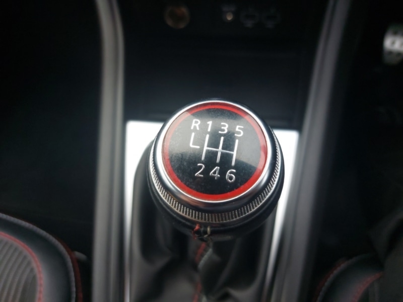 Used Renault Captur 2023 for sale - 76556170: Photo 14