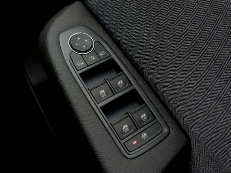 Used Renault Clio 2025 for sale - 76397445: Photo 18