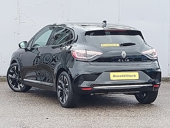 Used Renault Clio 2025 for sale - 76397445: Photo