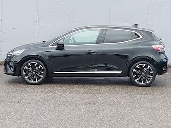 Used Renault Clio 2025 for sale - 76397445: Photo