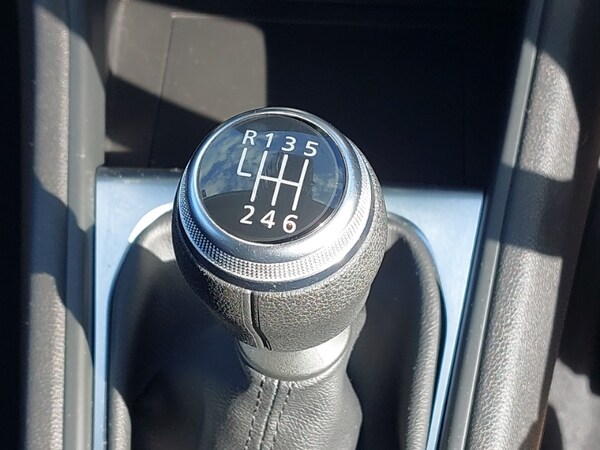 Used Renault Captur 2021 for sale - 76238340: Photo 17