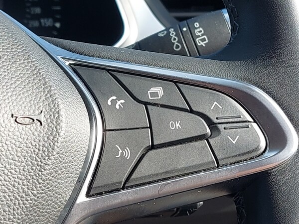 Used Renault Captur 2021 for sale - 76238340: Photo 19