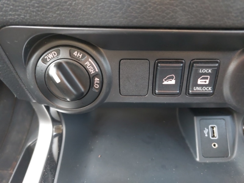 Used Nissan Navara 2020 for sale - 76737272: Photo 14