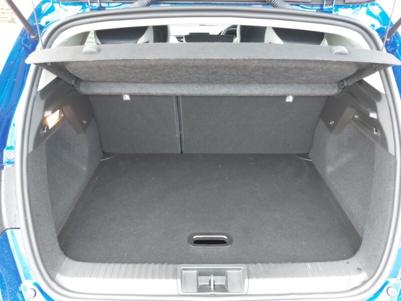 Used Renault Captur 2021 for sale - 76726220: Photo 8