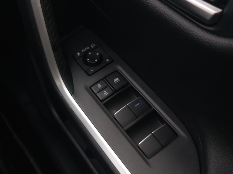 Used Toyota RAV4 2021 for sale - 76556169: Photo 18