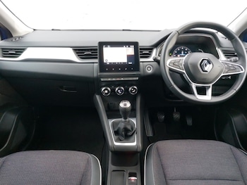 Used Renault Captur 2022 for sale - 77677999: Photo