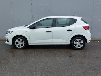 Used Dacia Sandero 2022 for sale - 78522782: Photo