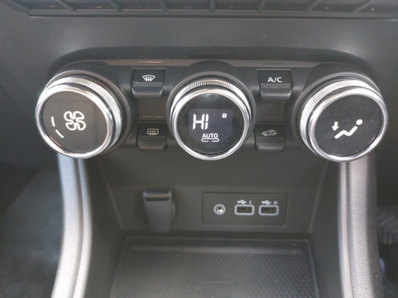 Used Renault Captur 2024 for sale - 78023732: Photo 16