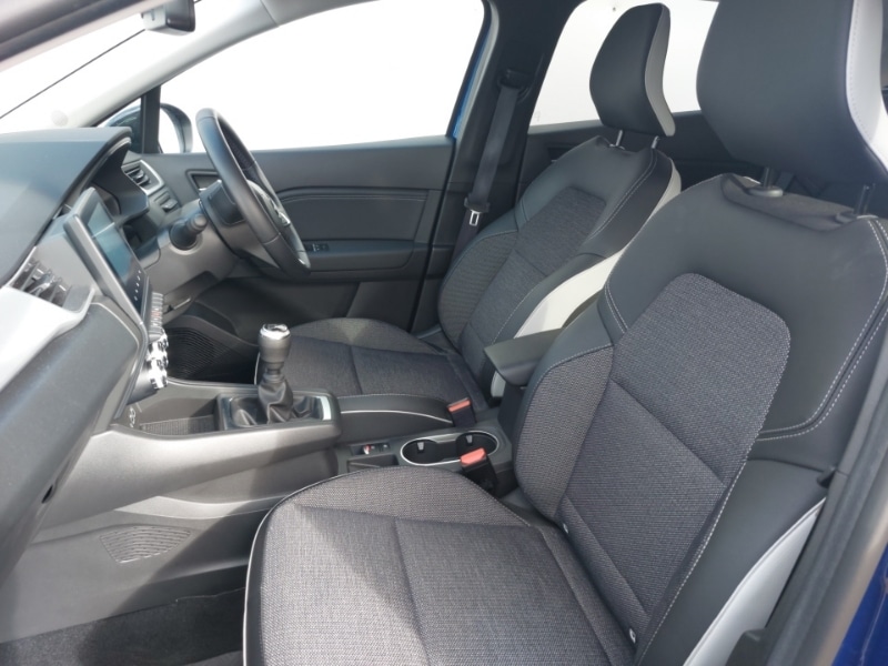 Used Renault Captur 2024 for sale - 78023732: Photo 5