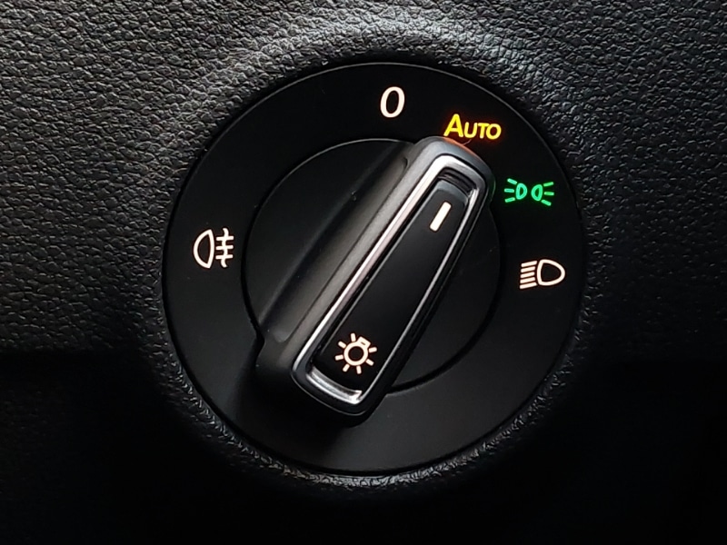 Used Volkswagen T-Roc 2023 for sale - 76375294: Photo 16