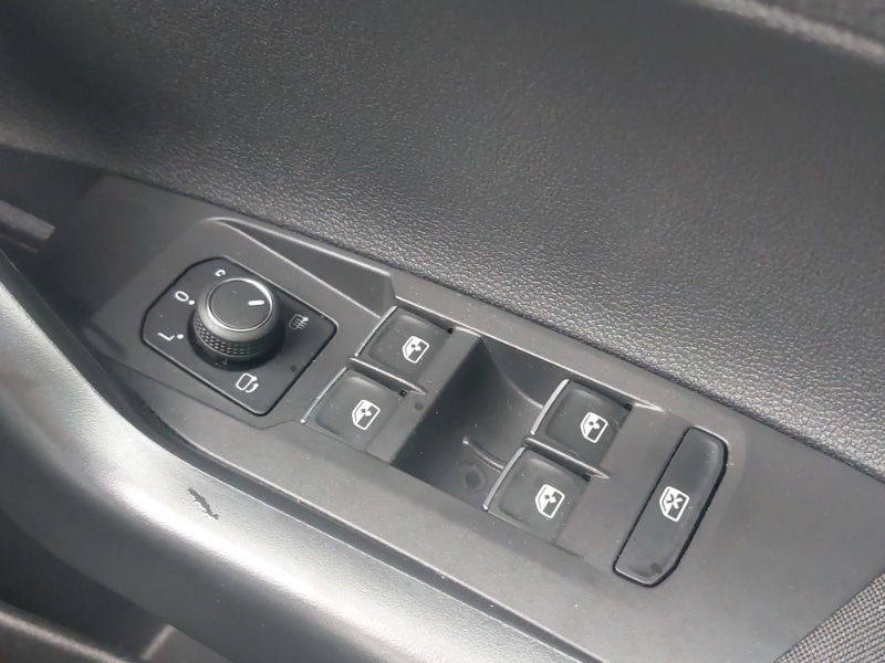 Used Volkswagen Taigo 2024 for sale - 76160367: Photo 16