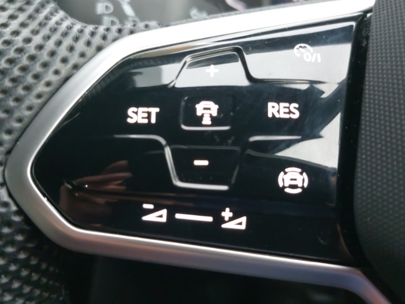 Used Volkswagen T-Roc 2022 for sale - 77338604: Photo 17