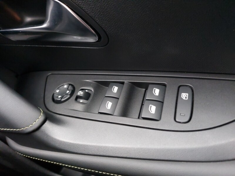 Used Peugeot 2008 2024 for sale - 77503542: Photo 17