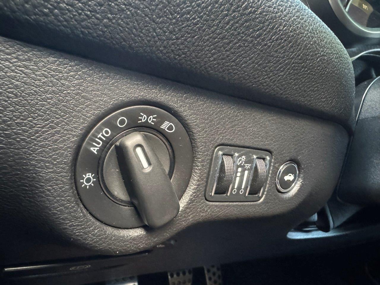 Used Dodge Challenger 2015 for sale - 76757021: Photo 63