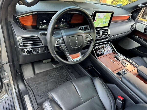 Used Lincoln Navigator 2024 for sale - 73754100: Photo 12