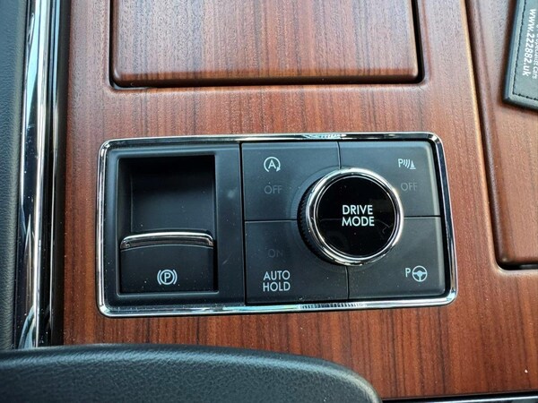 Used Lincoln Navigator 2024 for sale - 73754100: Photo 38
