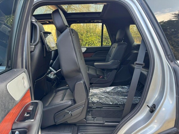 Used Lincoln Navigator 2024 for sale - 73754100: Photo 47