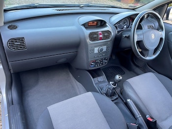 Used Vauxhall Corsa 2005 for sale - 78702751: Photo