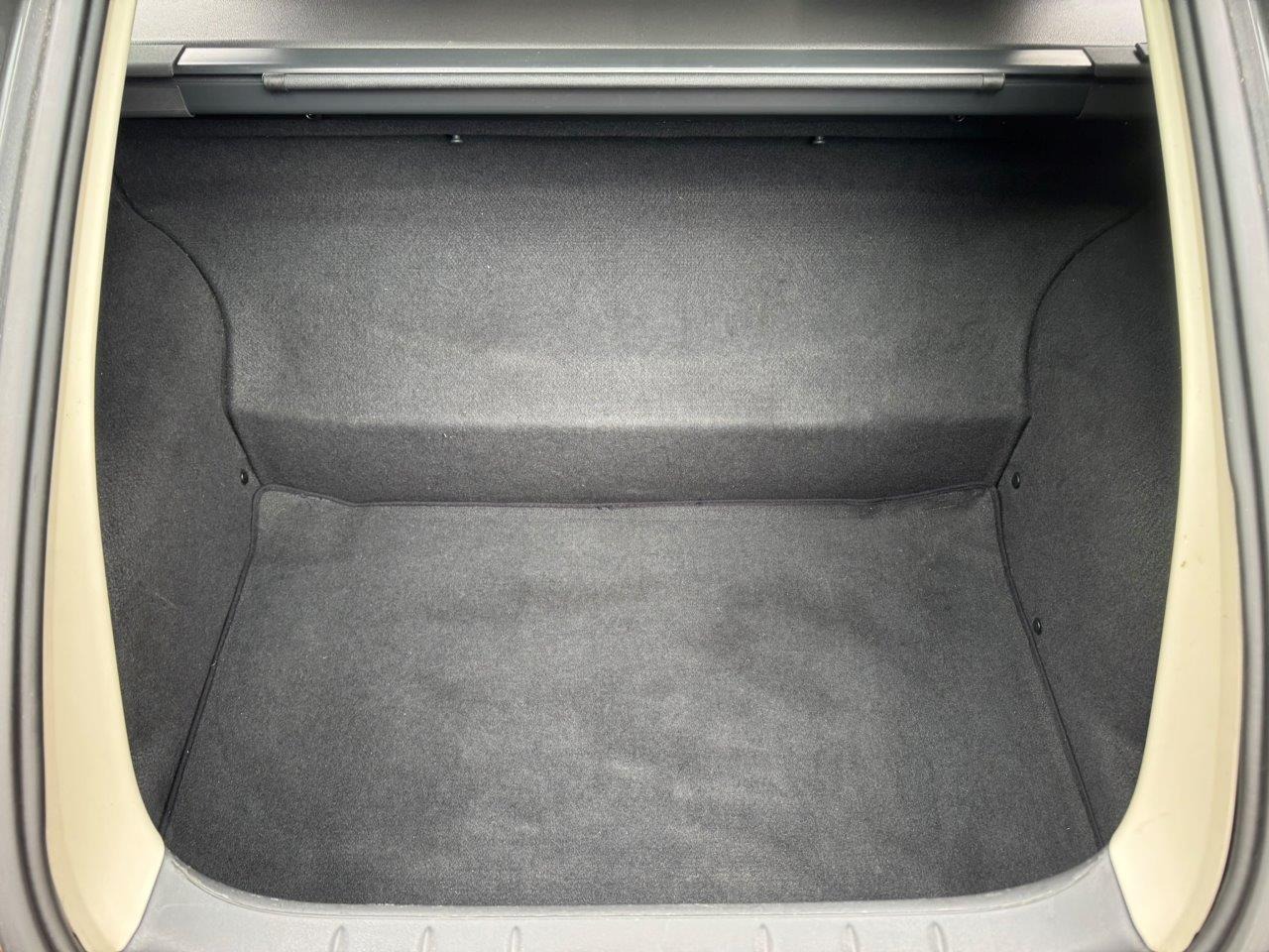 Used Chrysler Crossfire 2004 for sale - 76932214: Photo 24