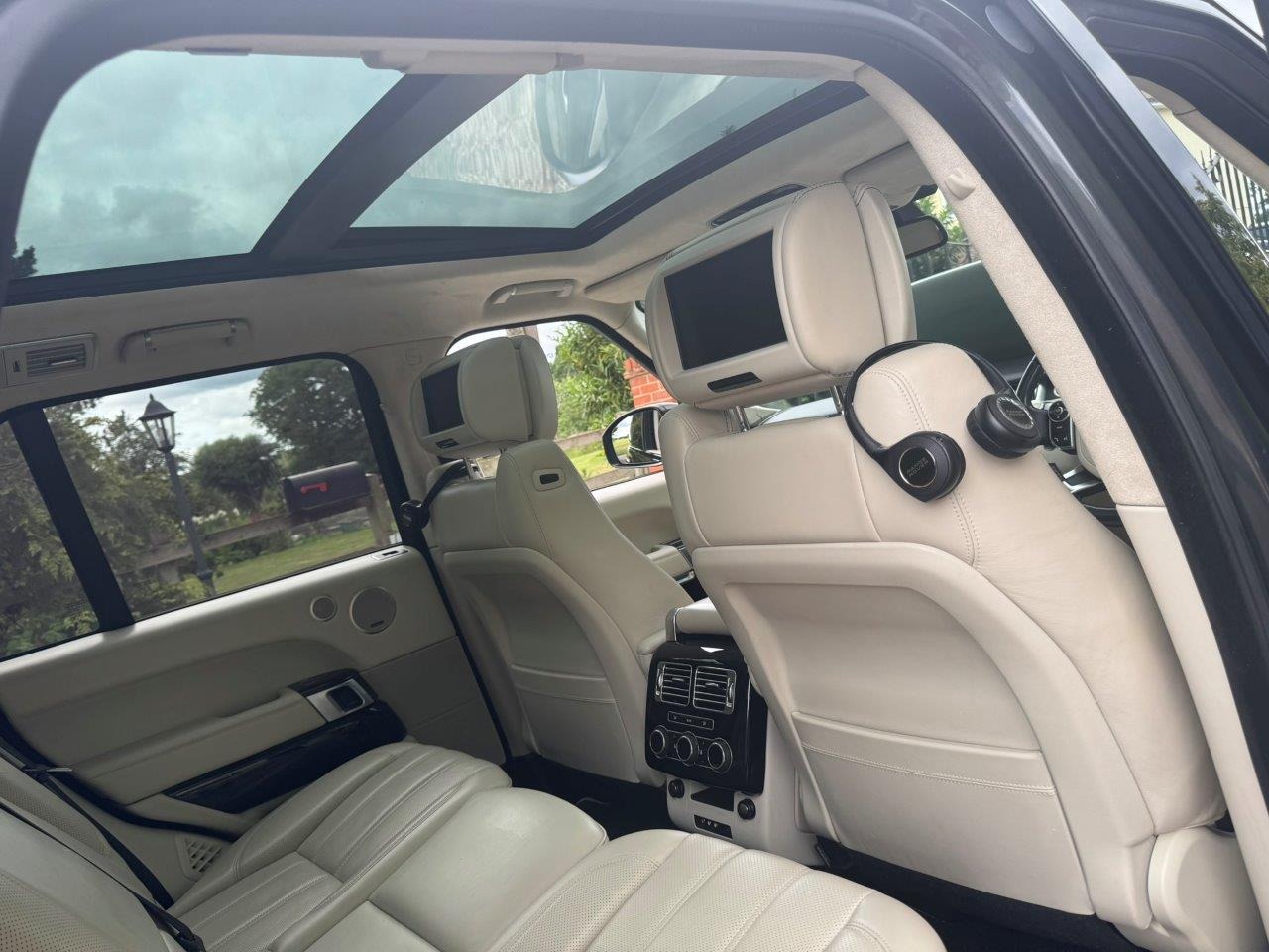 Used Land Rover Range Rover 2014 for sale - 74897045: Photo 36
