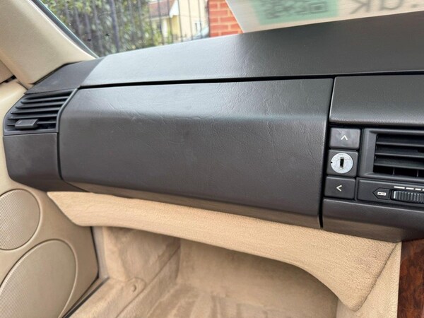 Used Mercedes-Benz S-Class 1992 for sale - 74670801: Photo 55