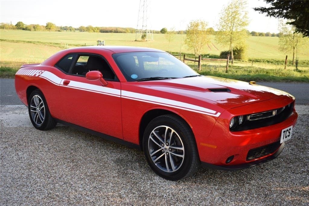 Dodge challenger v6