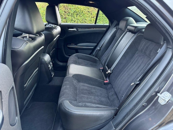 Used Chrysler 300C 2023 for sale - 73196207: Photo 15