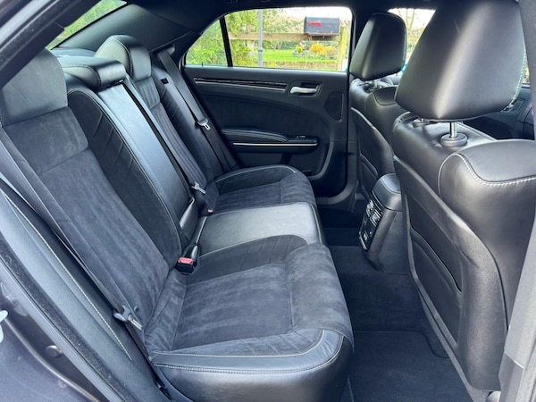 Used Chrysler 300C 2023 for sale - 73196207: Photo 25