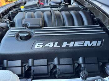 Used Chrysler 300C 2023 for sale - 73196207: Photo