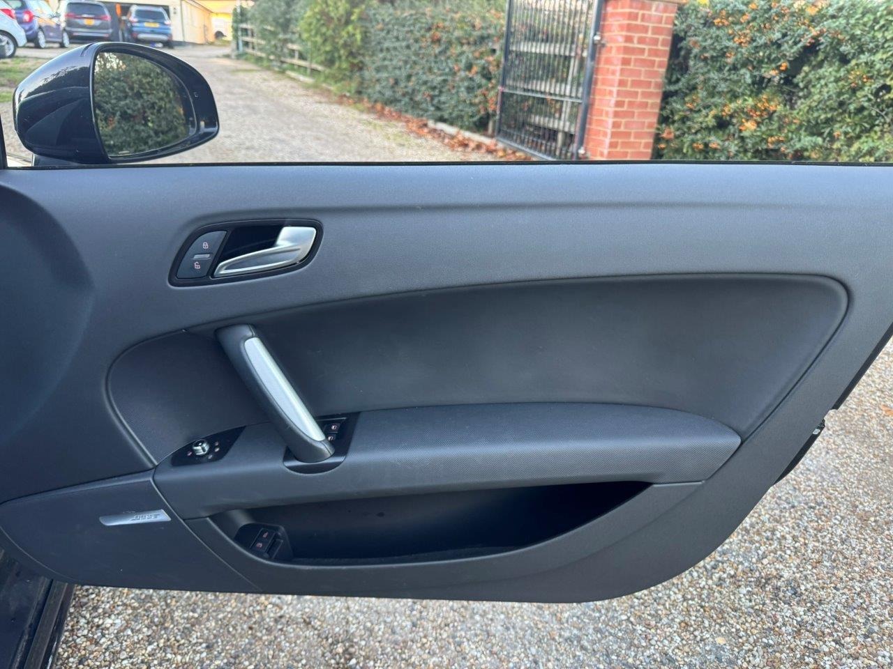 Used Audi TT 2013 for sale - 76653747: Photo 17