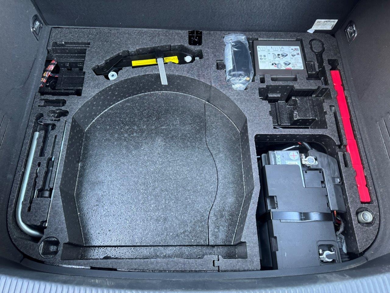 Used Audi TT 2013 for sale - 76653747: Photo 20