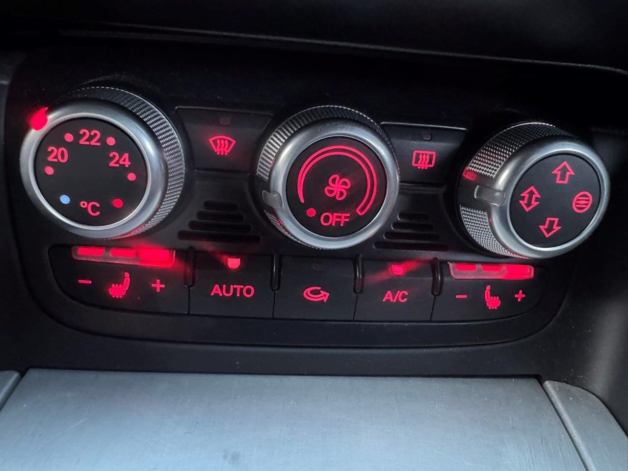 Used Audi TT 2013 for sale - 76653747: Photo 31