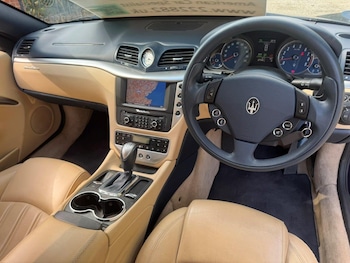 Used Maserati GranCabrio 2010 for sale - 79469383: Photo